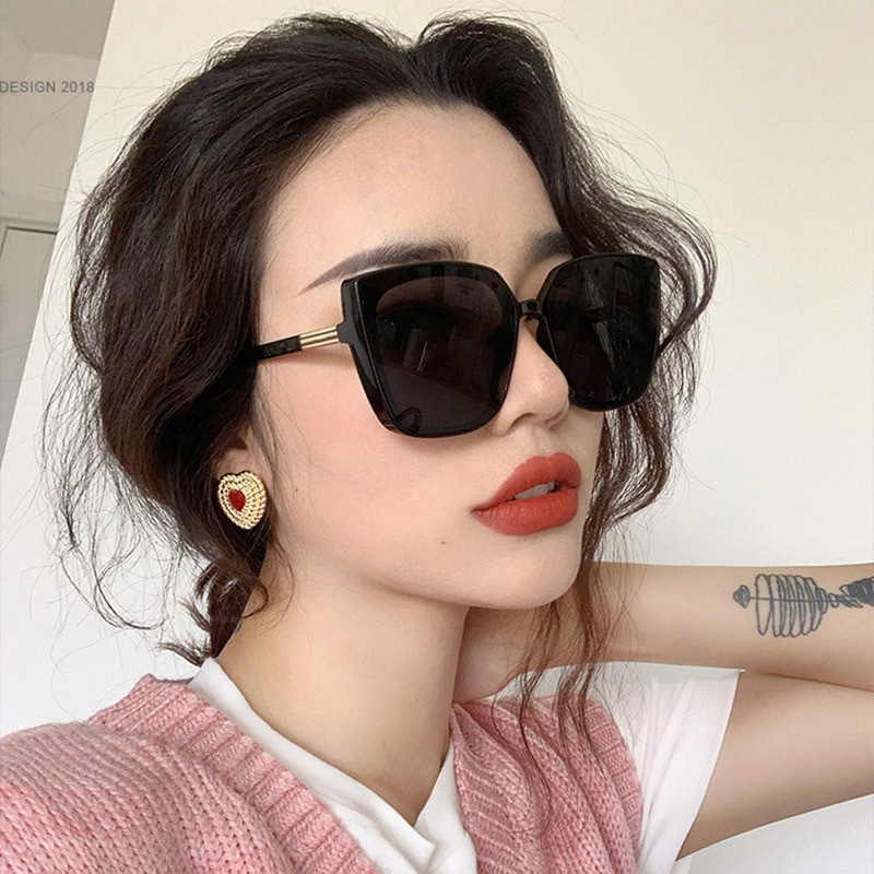 Vintage Fashion Tiktok - ヴィンテージバタフライスクエアサングラス レディース 欧米風 トレンド フェイススリム効果 TikTok人気