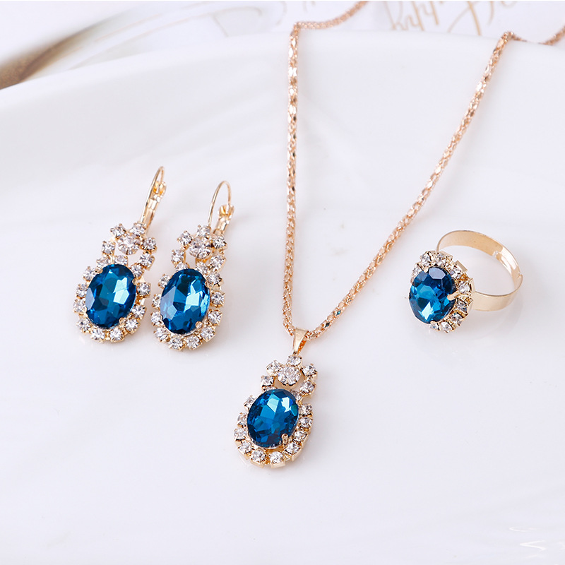 新しいスタイルの装飾品セットファッションヴィンテージクリスタ - Vintage Fashion Ornaments のレビューと価格