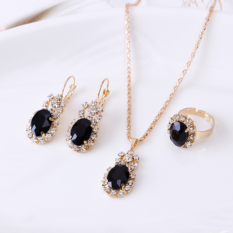 新しいスタイルの装飾品セットファッションヴィンテージクリスタ - Vintage Fashion Ornaments のレビューと価格