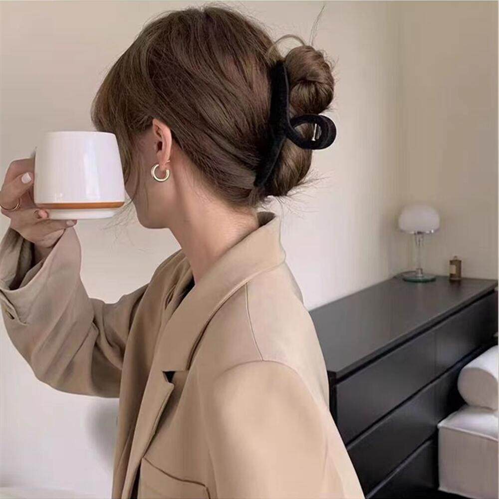女性のためのヴィンテージのハート型の弓,ベルベットのサメのク - Vintage Fashion Ornaments のレビューと価格